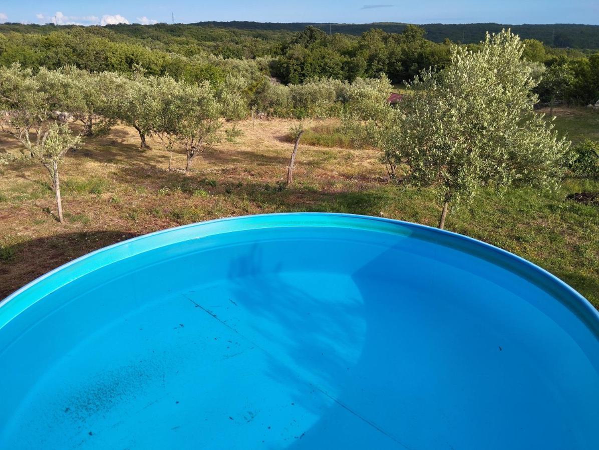 Отель Prima Insula Glamping Brusici Экстерьер фото